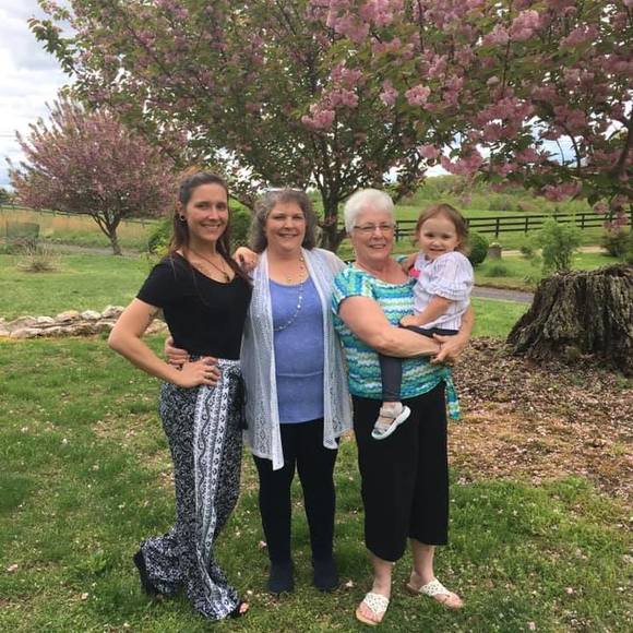 Meet your Posher, Mona - Picture 1 of 1